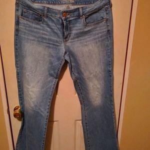 AE favorite Boy friend jeans 😍😍